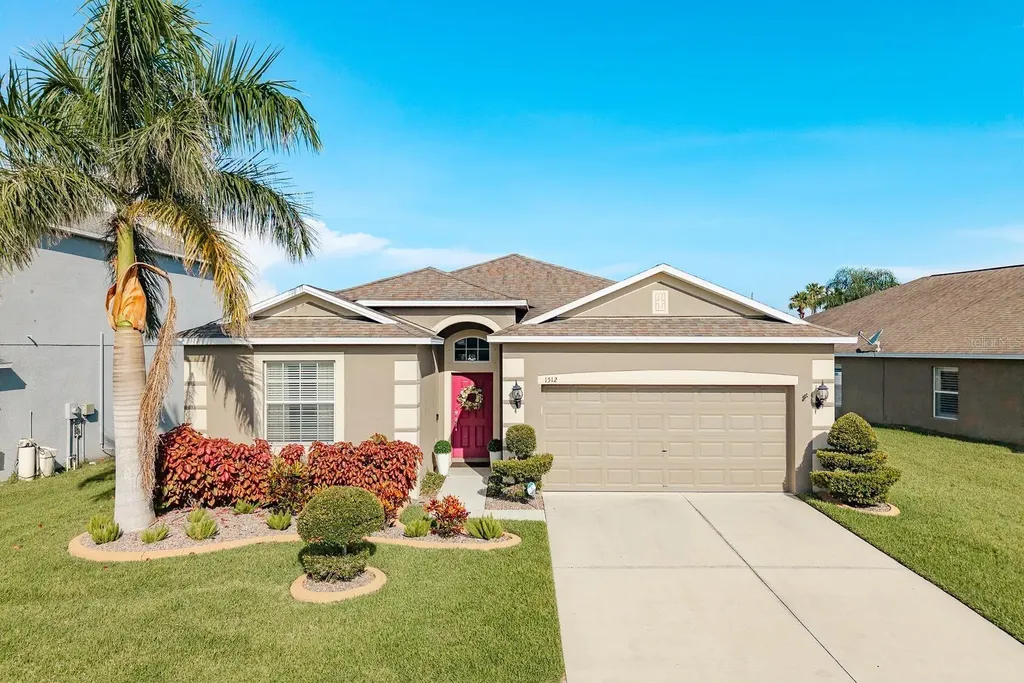 1512 Little Hawk Drive Ruskin FL 33570