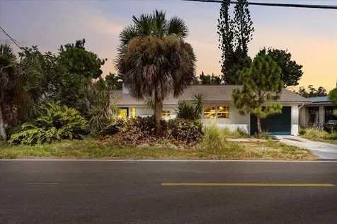 1290 Oxford Drive Englewood FL 34223