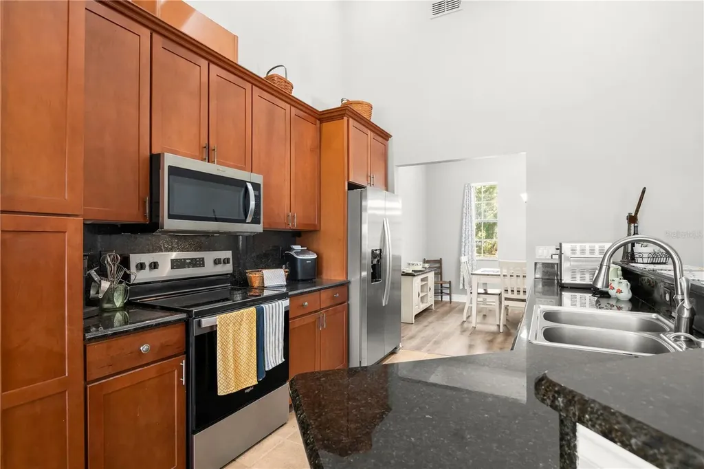 33276 Westwood Drive Dade City FL 33523