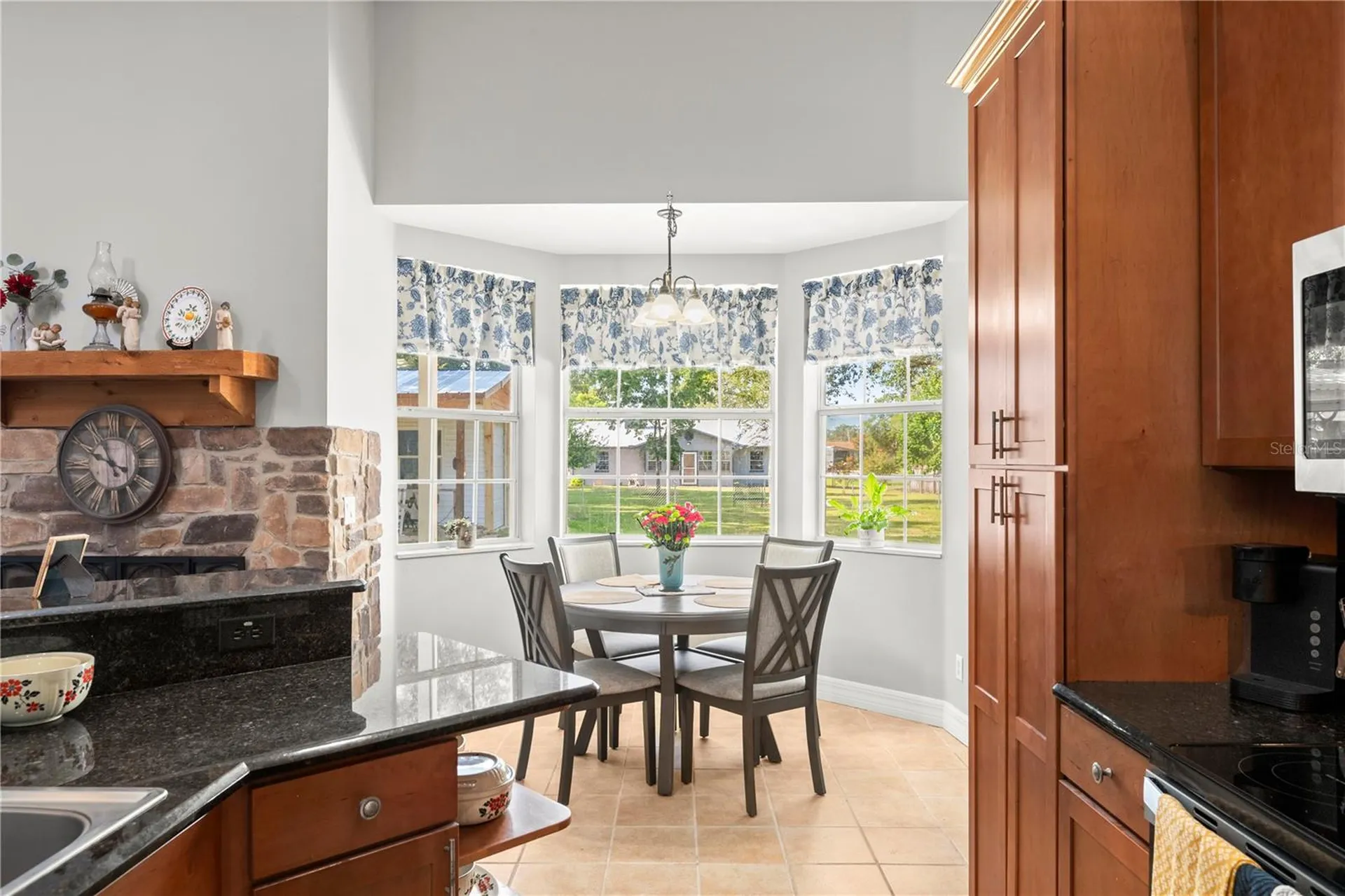 33276 Westwood Drive Dade City FL 33523