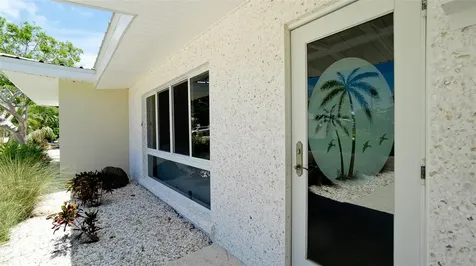 784 Saint Judes Dr N Longboat Key FL 34228