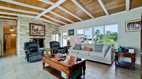 784 Saint Judes Dr N Longboat Key FL 34228