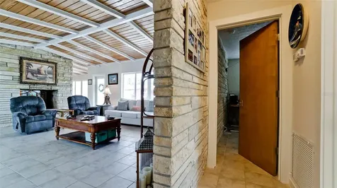 784 Saint Judes Dr N Longboat Key FL 34228