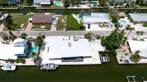 784 Saint Judes Dr N Longboat Key FL 34228
