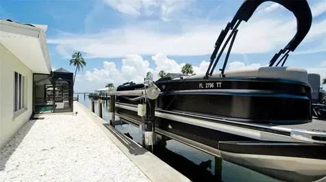 784 Saint Judes Dr N Longboat Key FL 34228