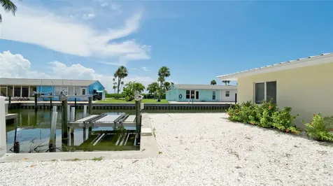 784 Saint Judes Dr N Longboat Key FL 34228