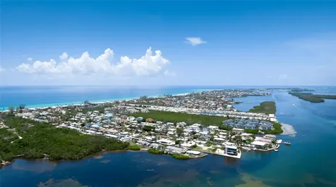 784 Saint Judes Dr N Longboat Key FL 34228