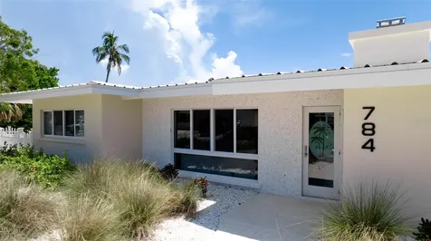 784 Saint Judes Dr N Longboat Key FL 34228