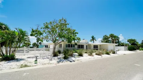 784 Saint Judes Dr N Longboat Key FL 34228