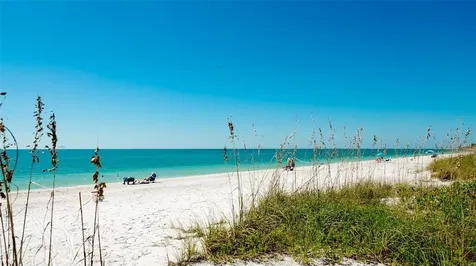784 Saint Judes Dr N Longboat Key FL 34228