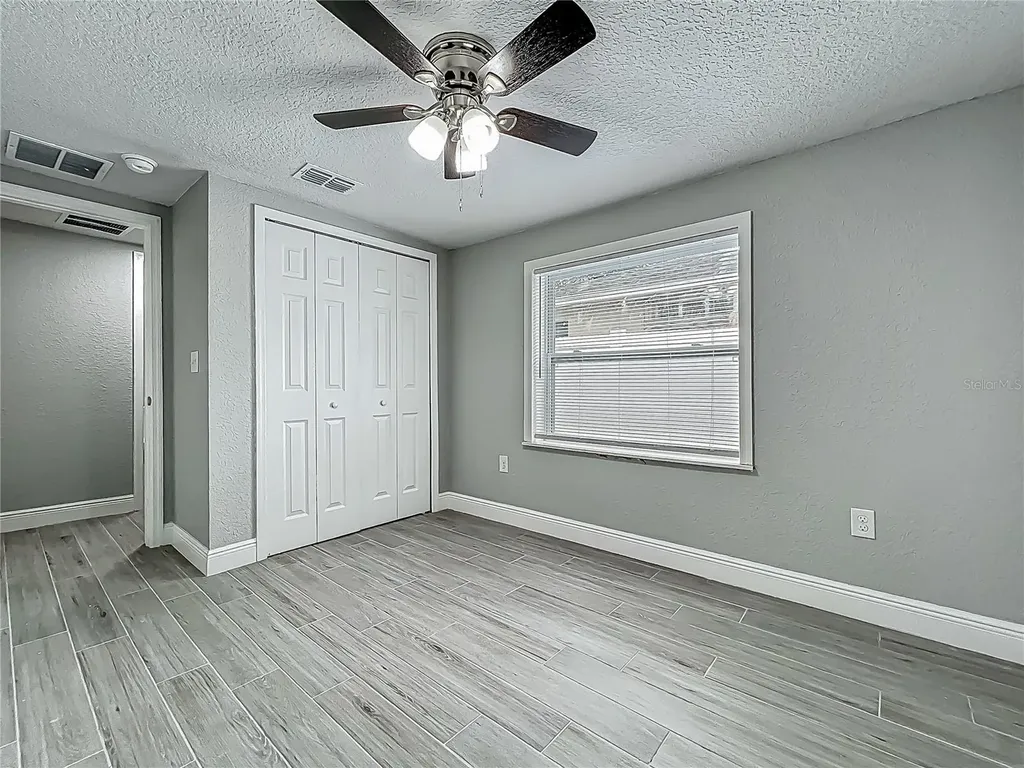 1414 Beaver Place Orlando FL 32806