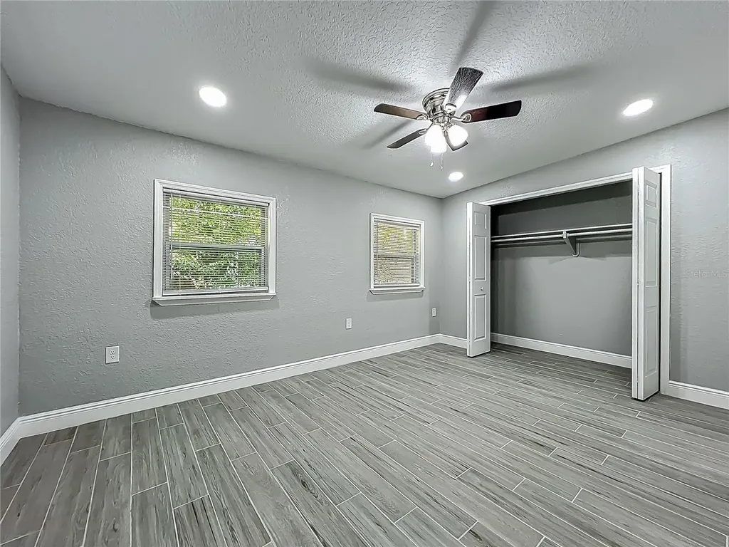 1414 Beaver Place Orlando FL 32806
