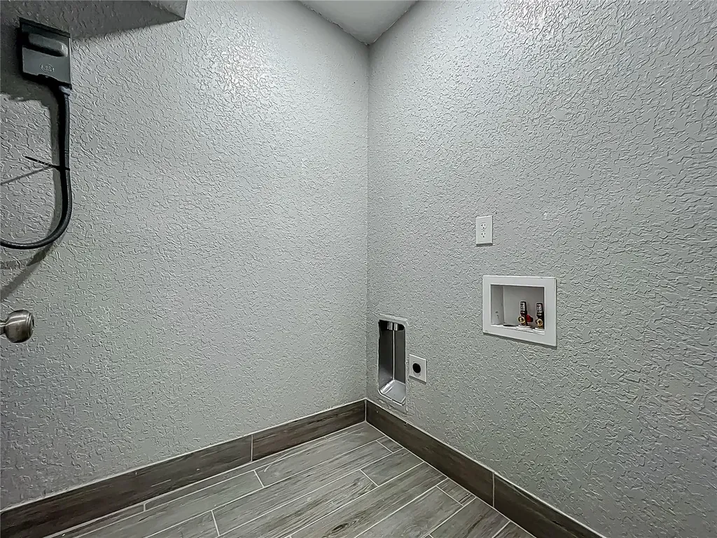 1414 Beaver Place Orlando FL 32806