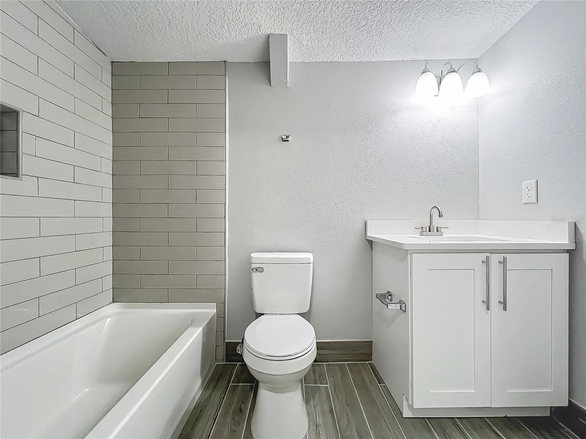 1414 Beaver Place Orlando FL 32806