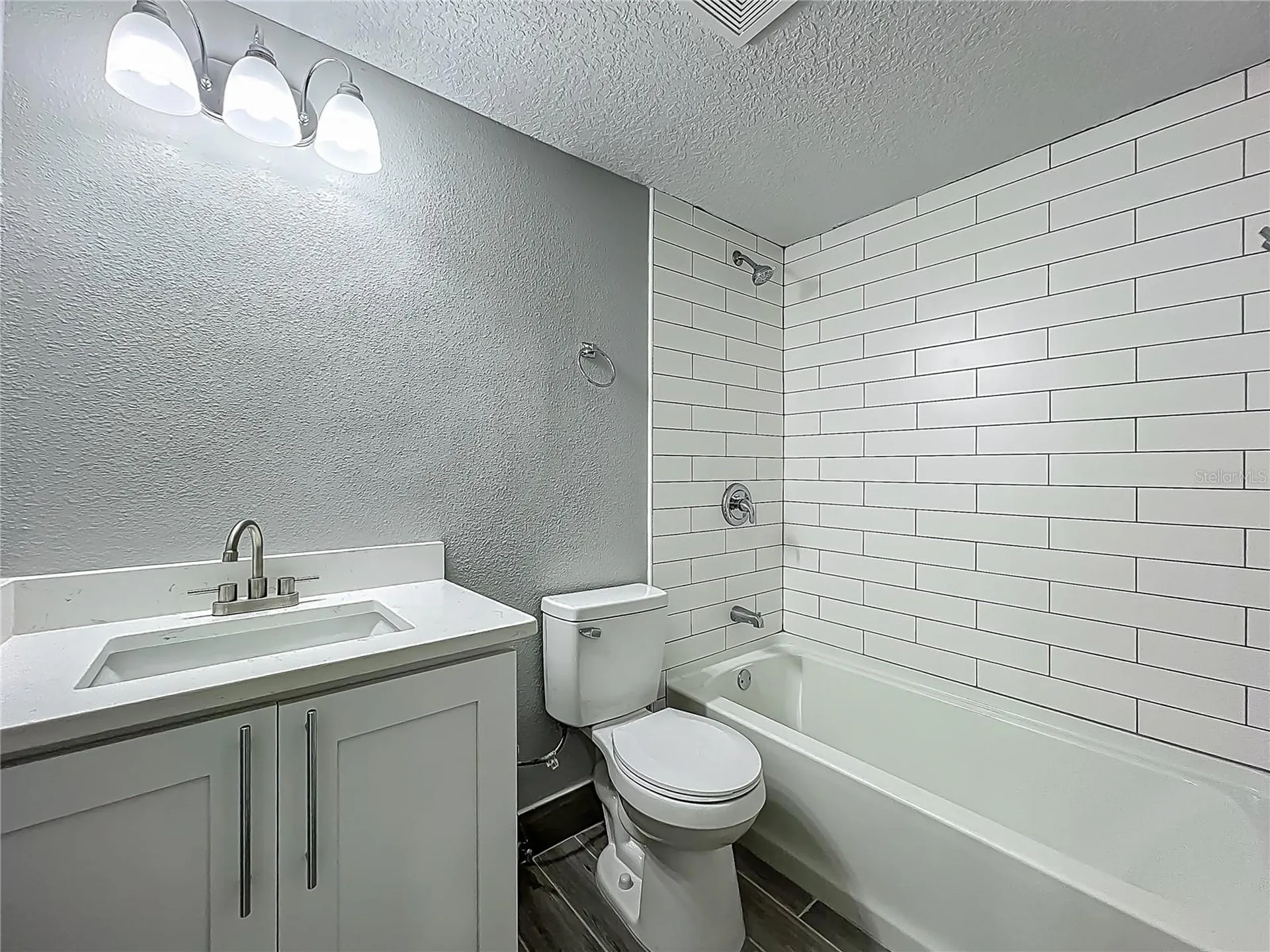 1414 Beaver Place Orlando FL 32806