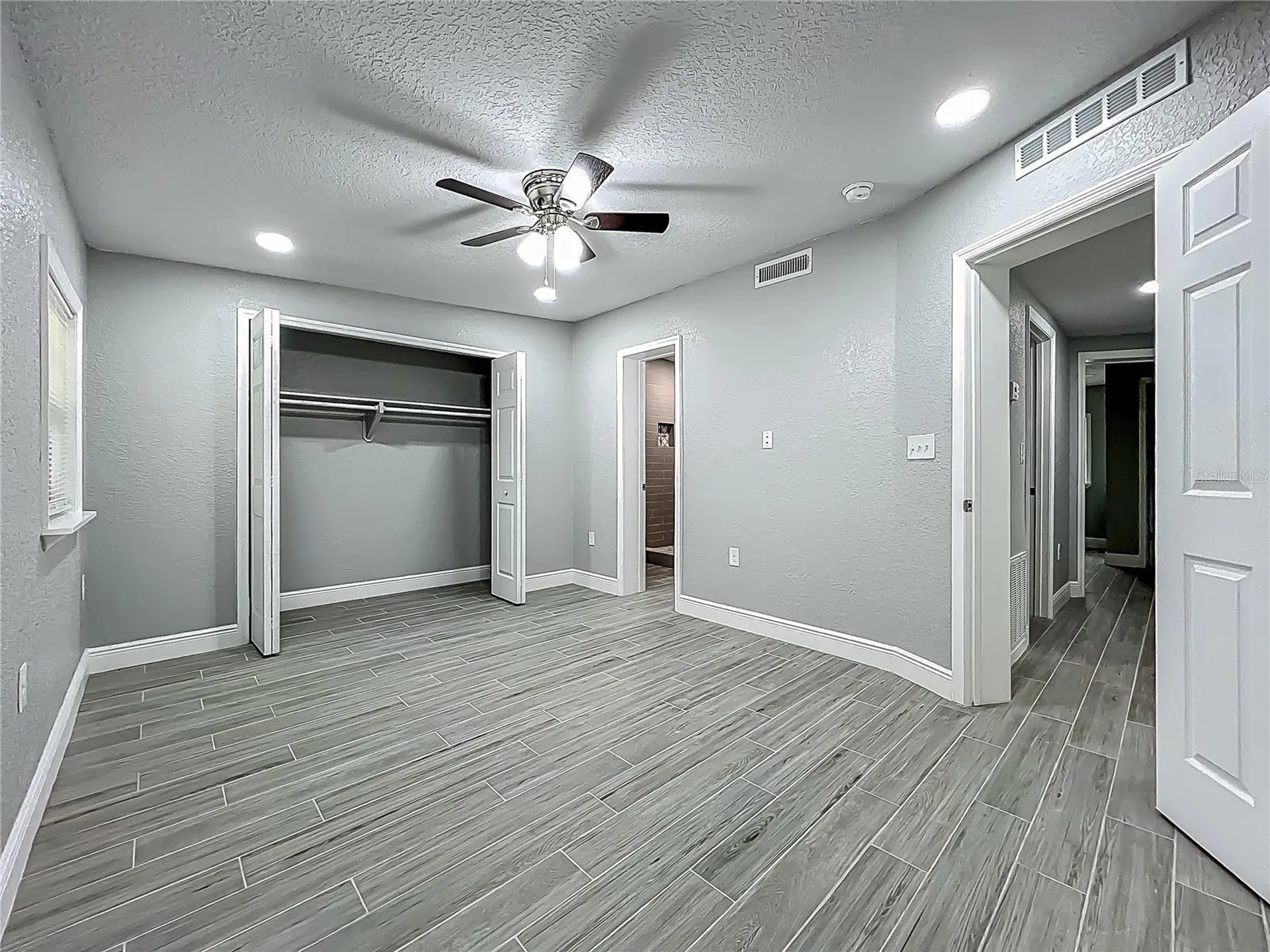 1414 Beaver Place Orlando FL 32806
