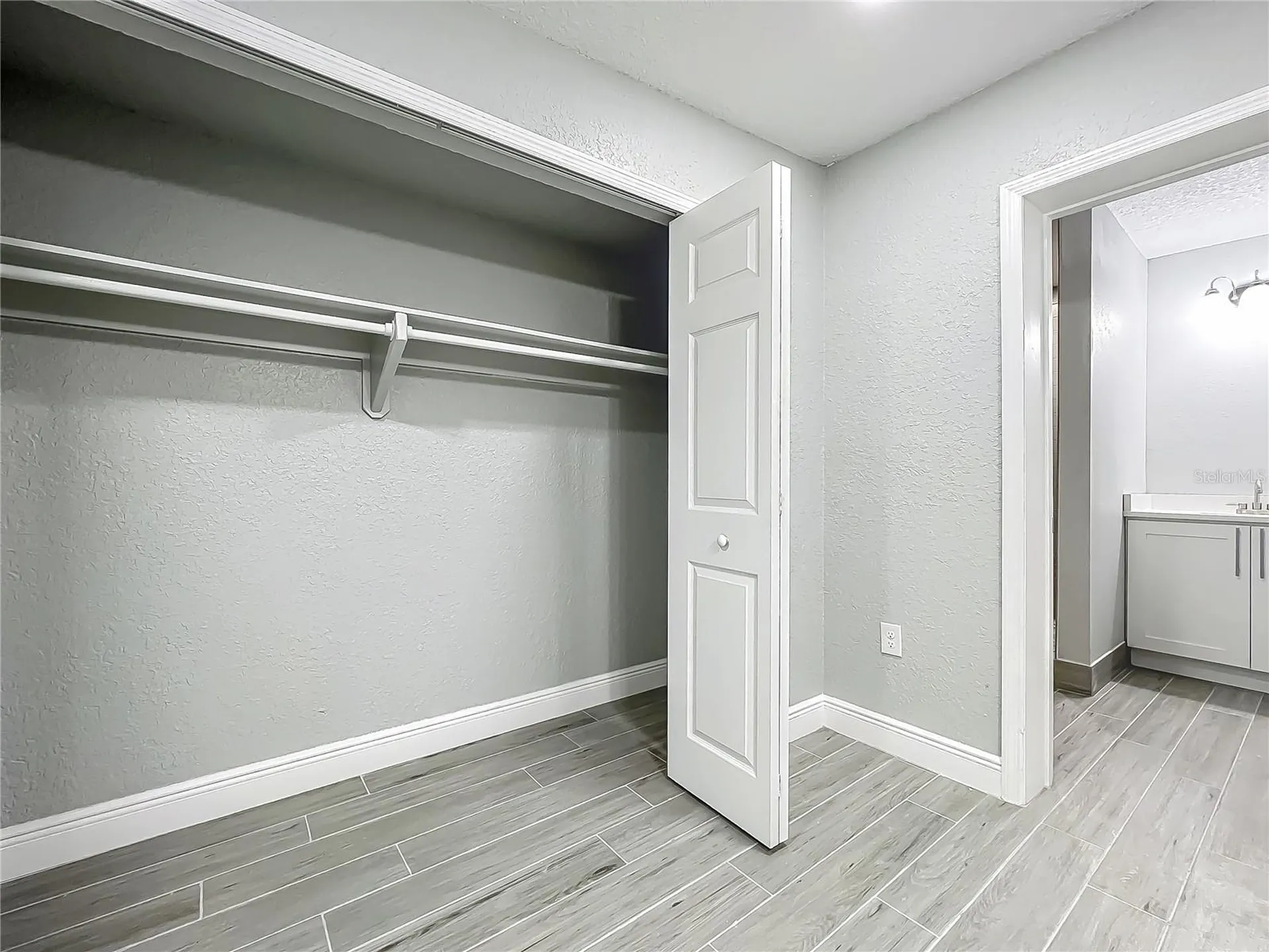 1414 Beaver Place Orlando FL 32806