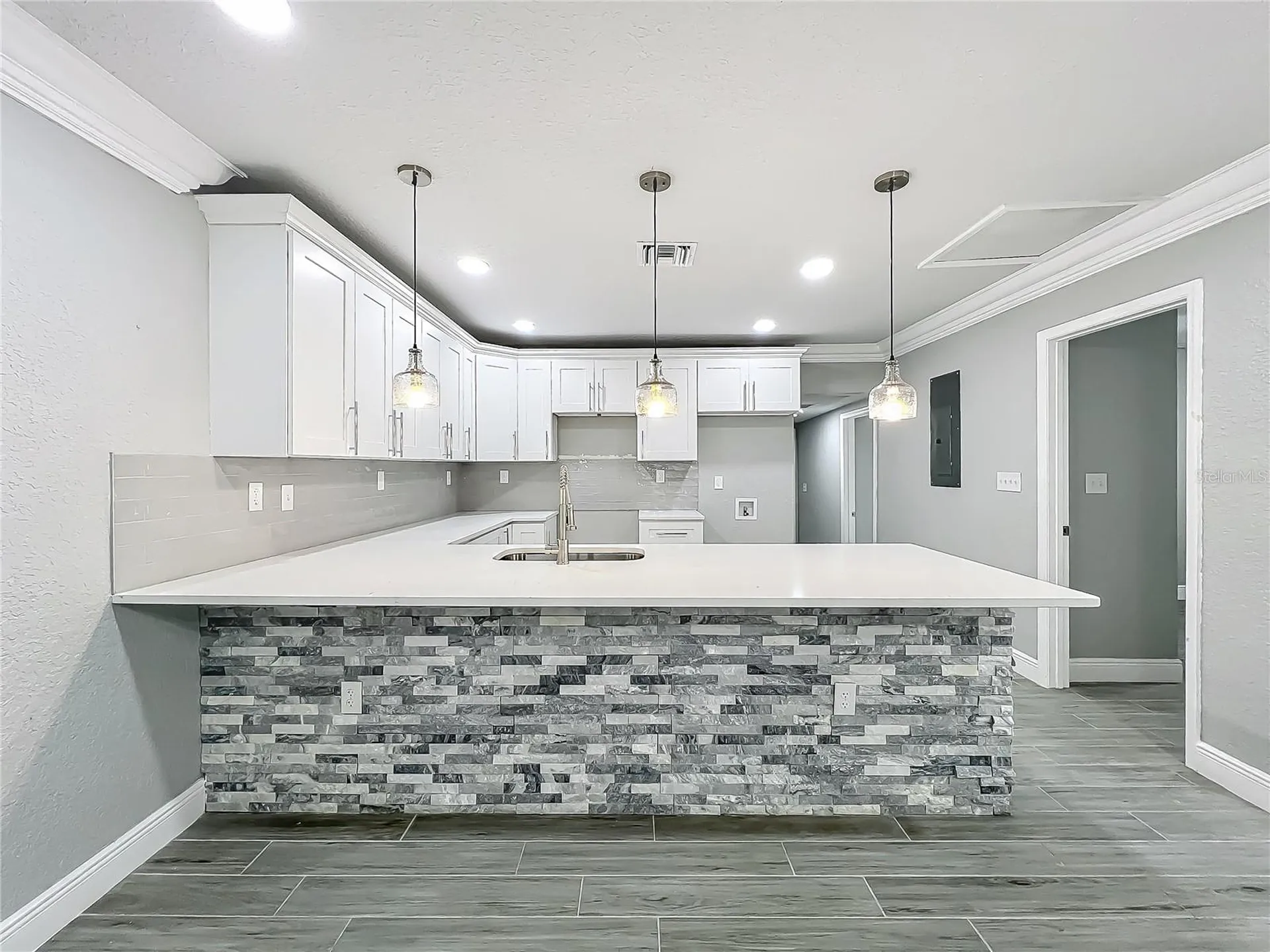 1414 Beaver Place Orlando FL 32806