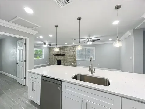 1414 Beaver Place Orlando FL 32806