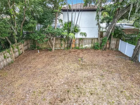 1414 Beaver Place Orlando FL 32806