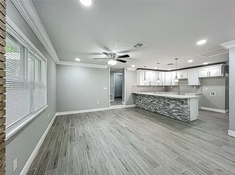 1414 Beaver Place Orlando FL 32806