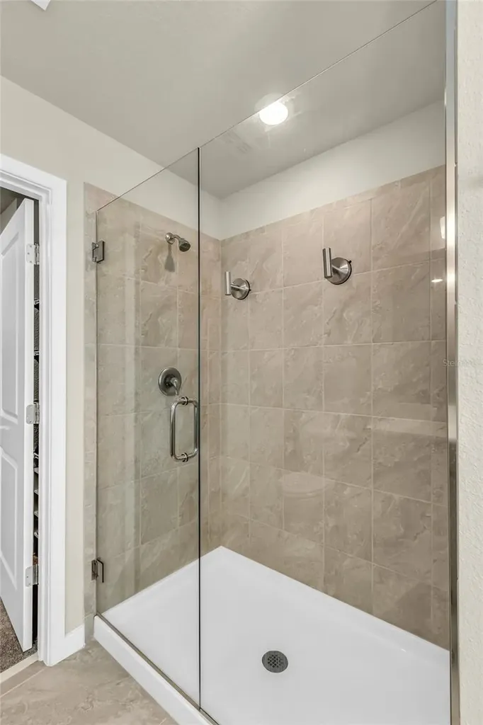 4087 Roaming Brook Drive Apopka FL 32712