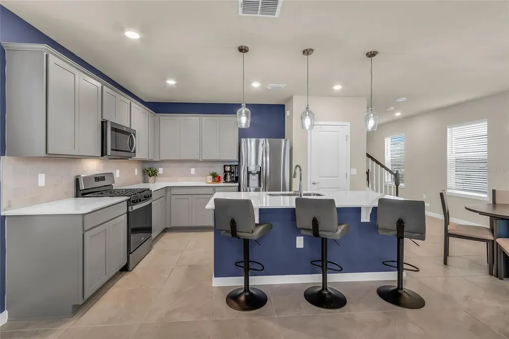 4087 Roaming Brook Drive Apopka FL 32712