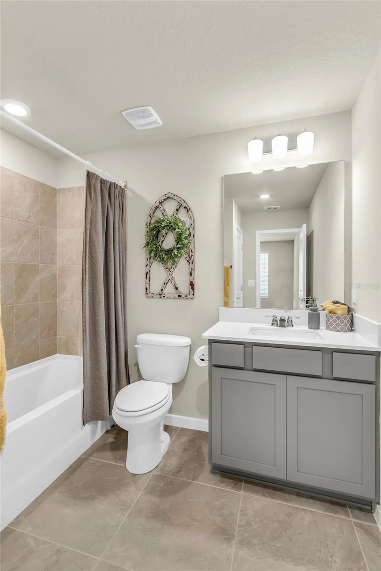 4087 Roaming Brook Drive Apopka FL 32712