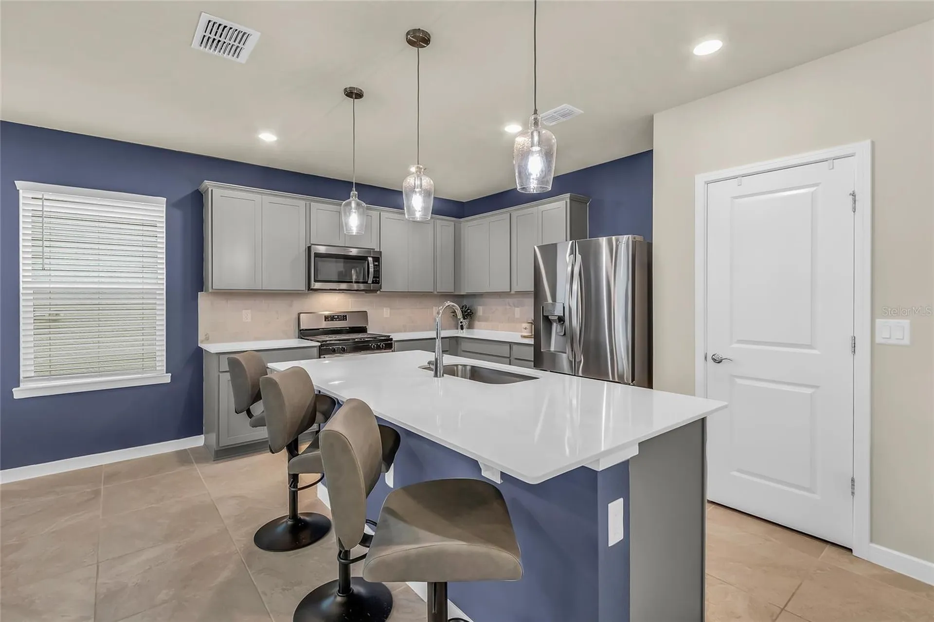 4087 Roaming Brook Drive Apopka FL 32712