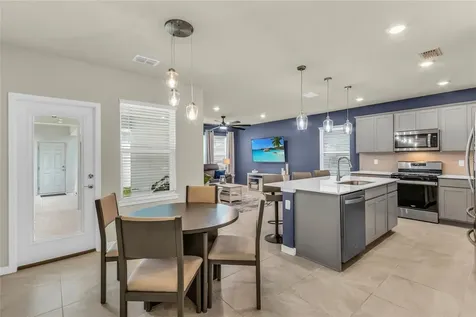 4087 Roaming Brook Drive Apopka FL 32712