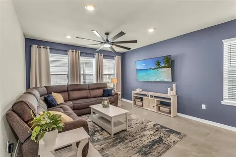 4087 Roaming Brook Drive Apopka FL 32712