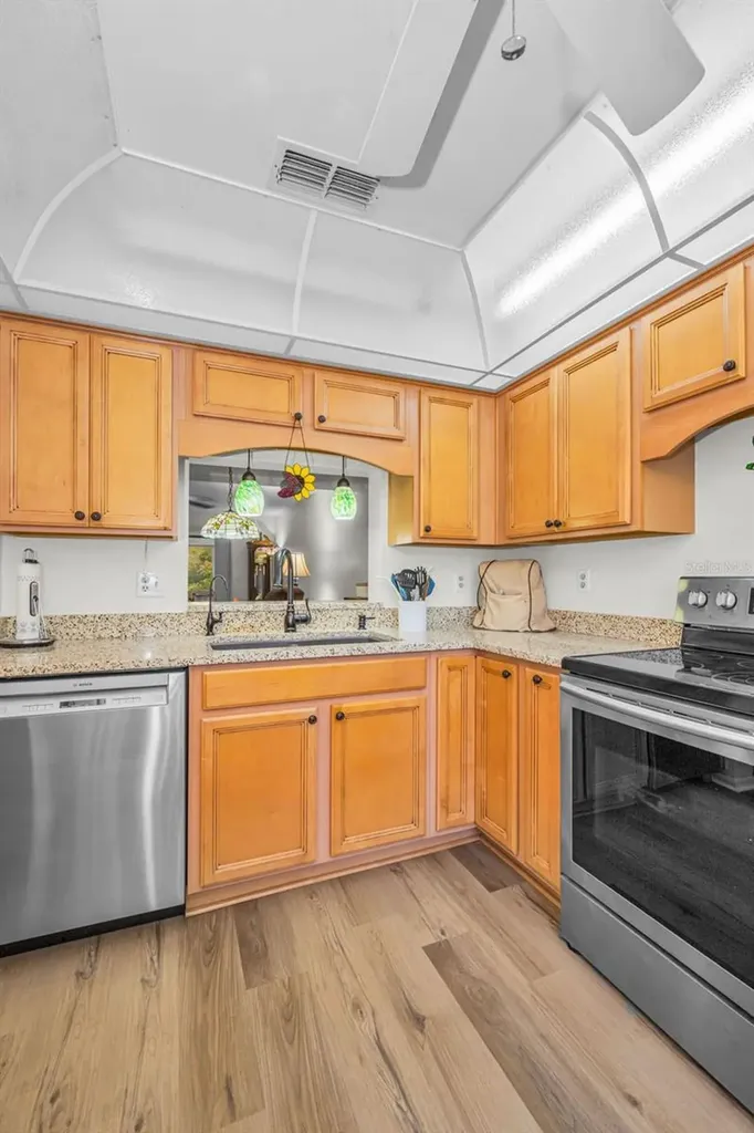 2119 Elm Street Dunedin FL 34698