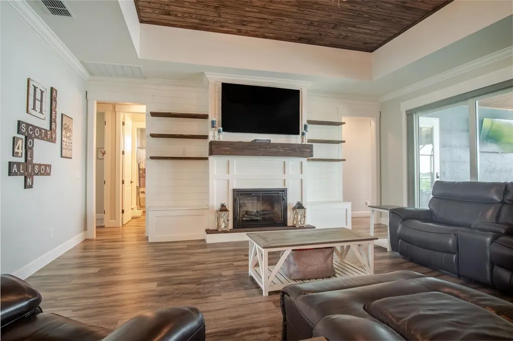 1153 Enclave Court Auburndale FL 33823