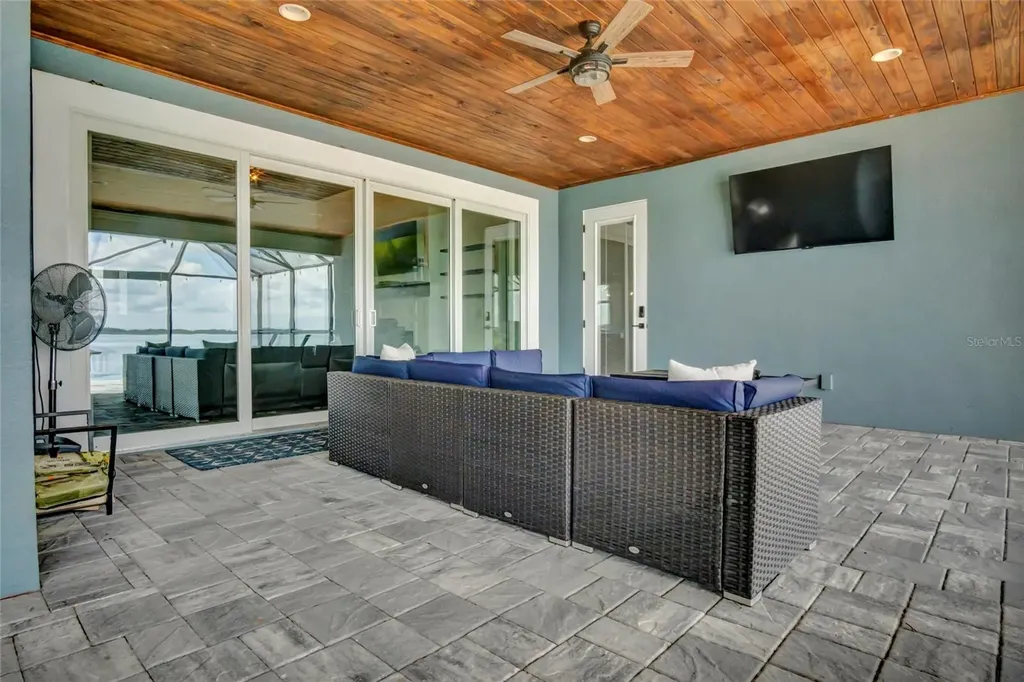 1153 Enclave Court Auburndale FL 33823