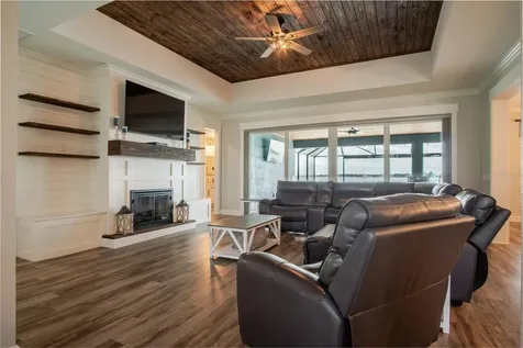 1153 Enclave Court Auburndale FL 33823