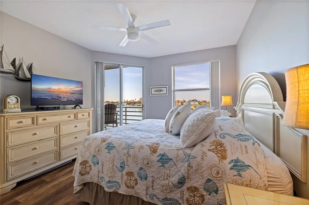 7902 Sailboat Key Boulevard S South Pasadena FL 33707