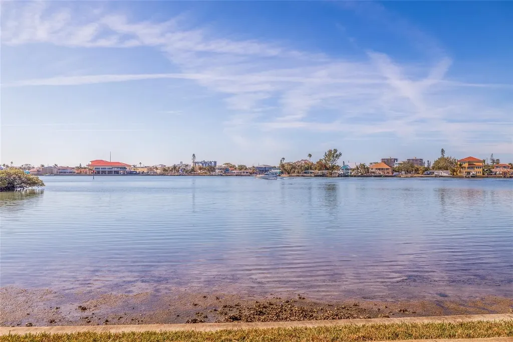 7902 Sailboat Key Boulevard S South Pasadena FL 33707