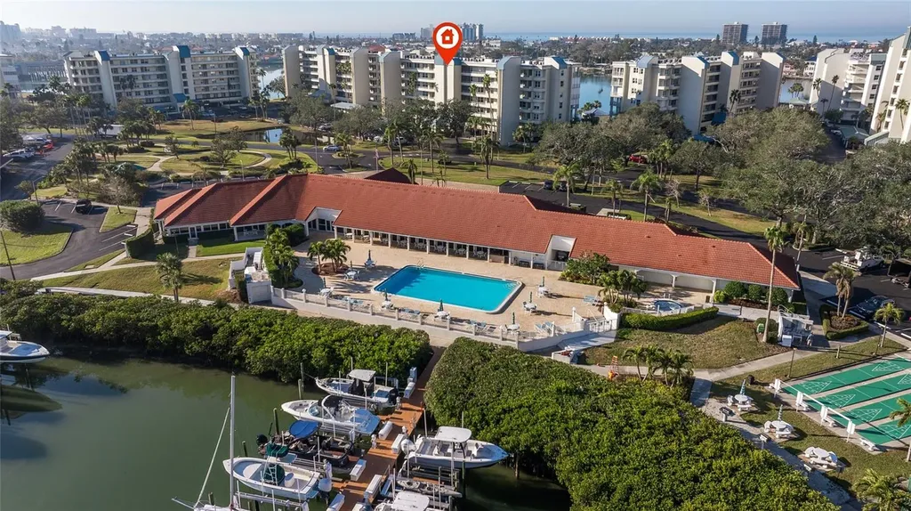 7902 Sailboat Key Boulevard S South Pasadena FL 33707