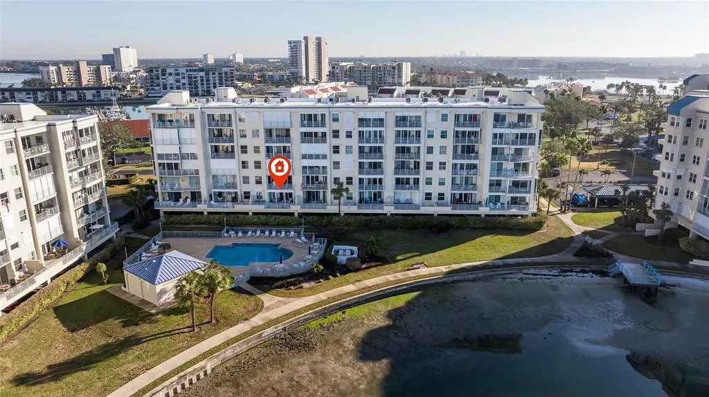 7902 Sailboat Key Boulevard S South Pasadena FL 33707