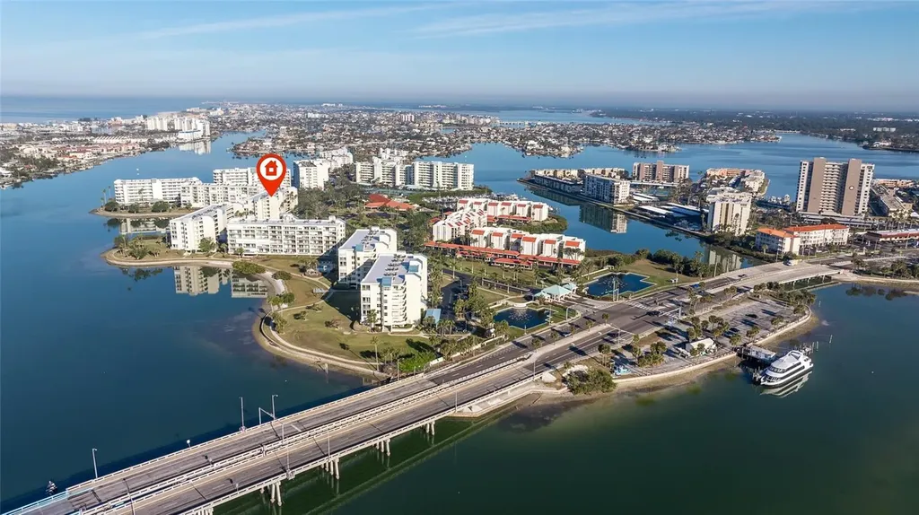 7902 Sailboat Key Boulevard S South Pasadena FL 33707