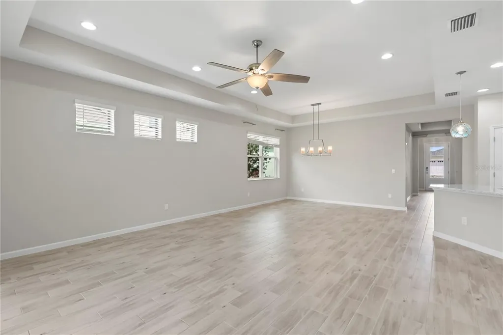586 Lost Shaker Way Daytona Beach FL 32124