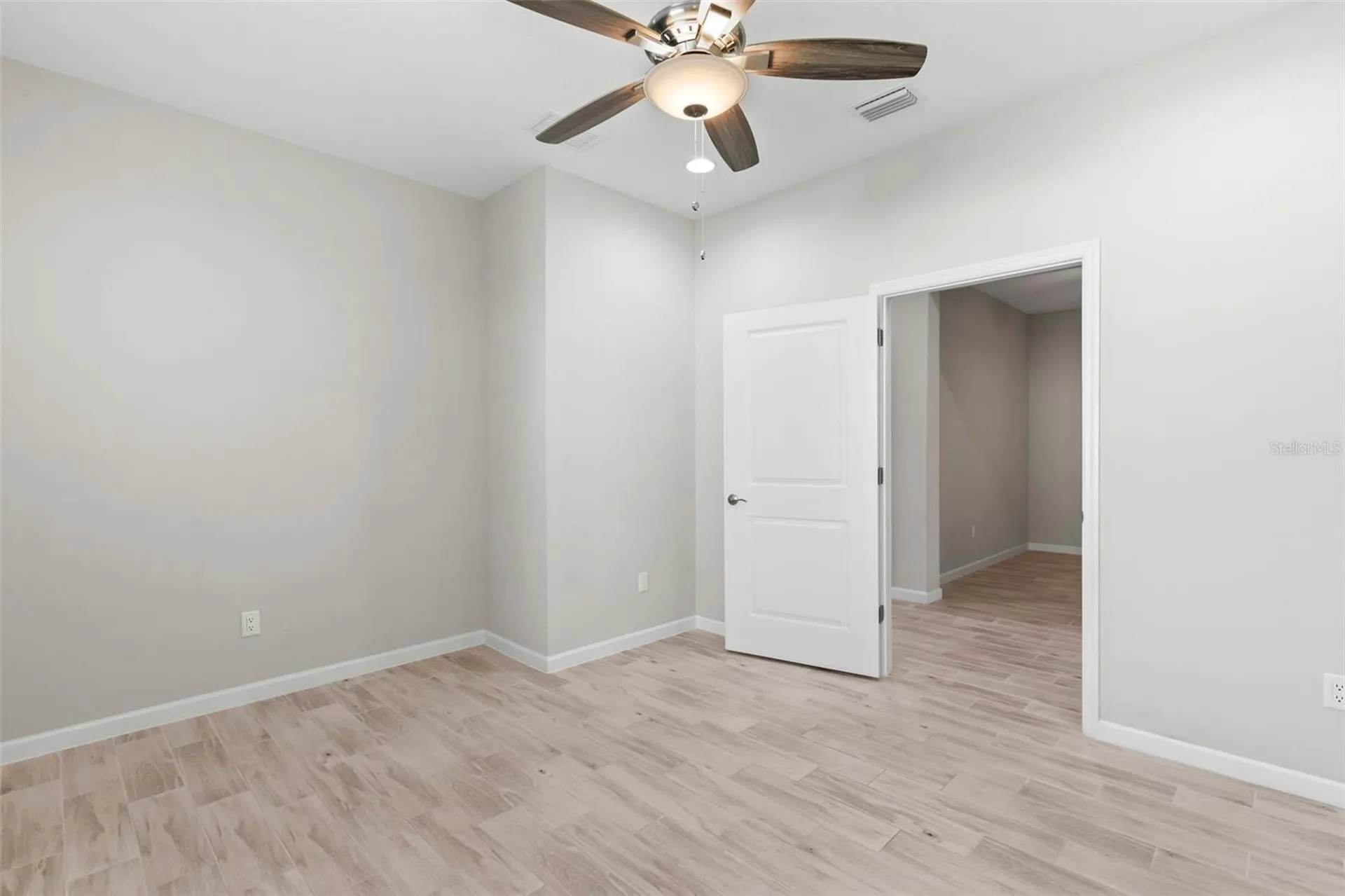 586 Lost Shaker Way Daytona Beach FL 32124