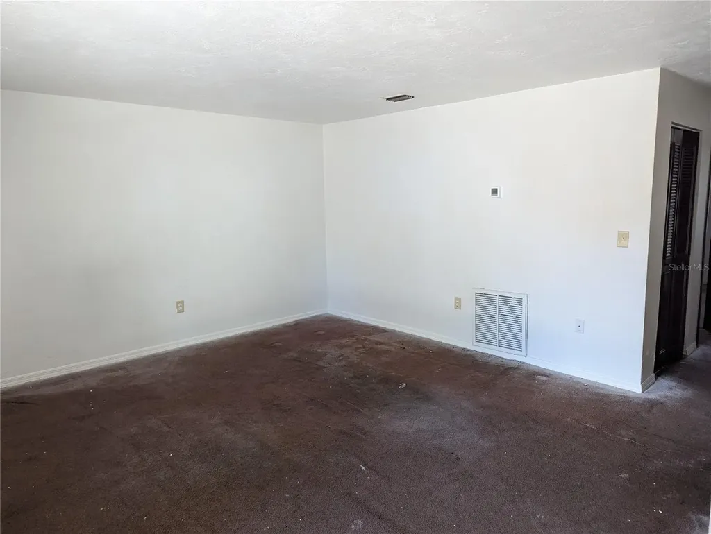 830 N Clake Street Deland FL 32724