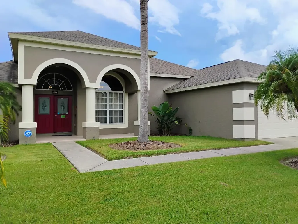 4668 Huron Bay Circle Kissimmee FL 34759
