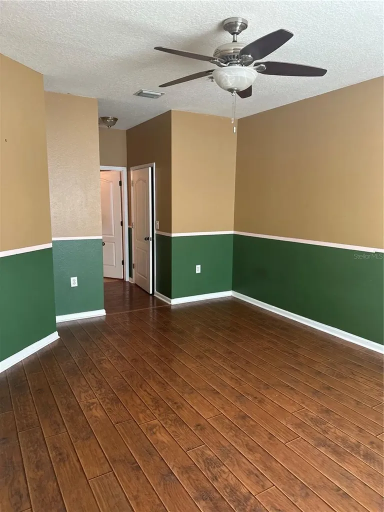 4865 Cypress Woods Drive Orlando FL 32811