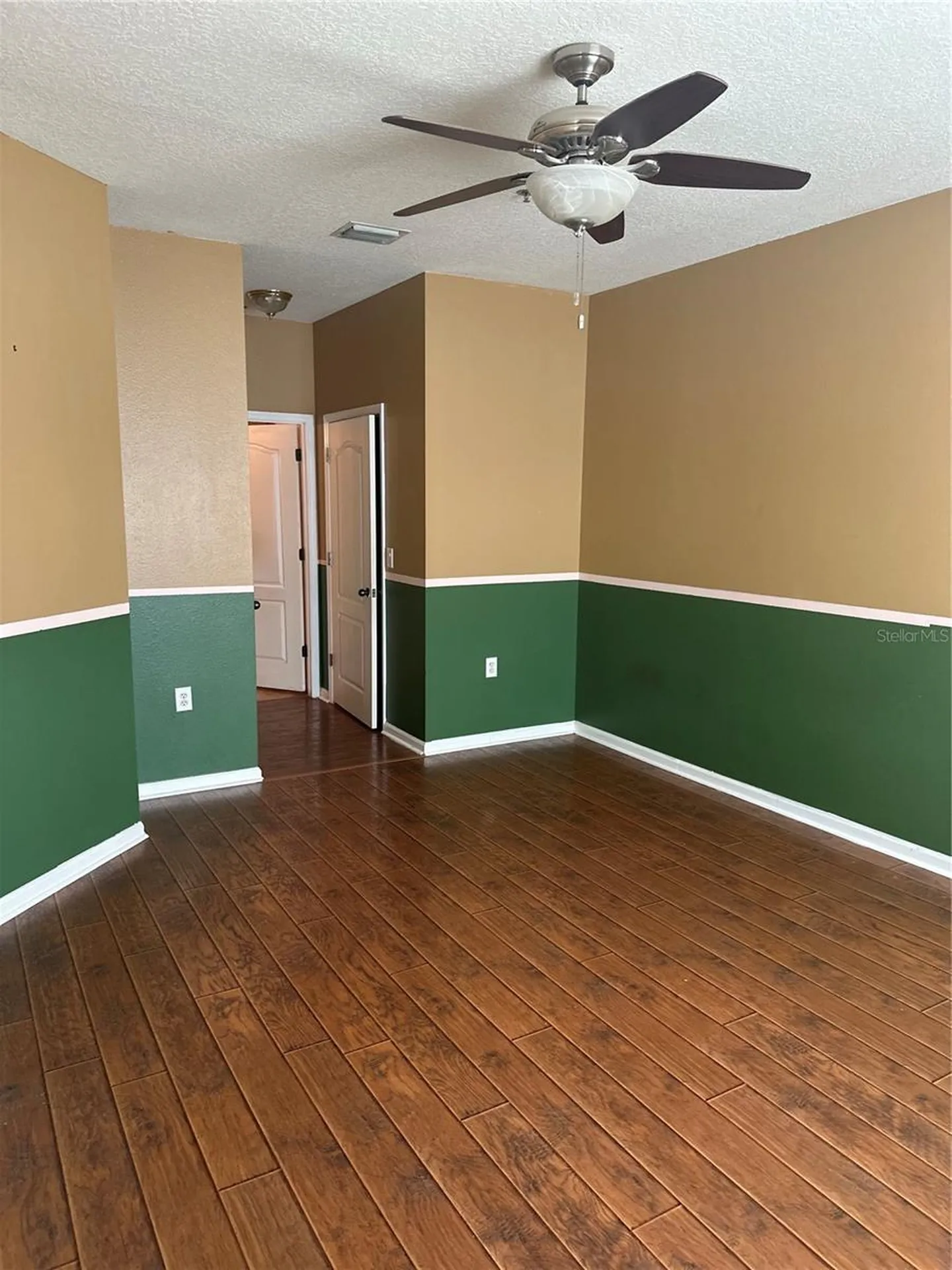 4865 Cypress Woods Drive Orlando FL 32811