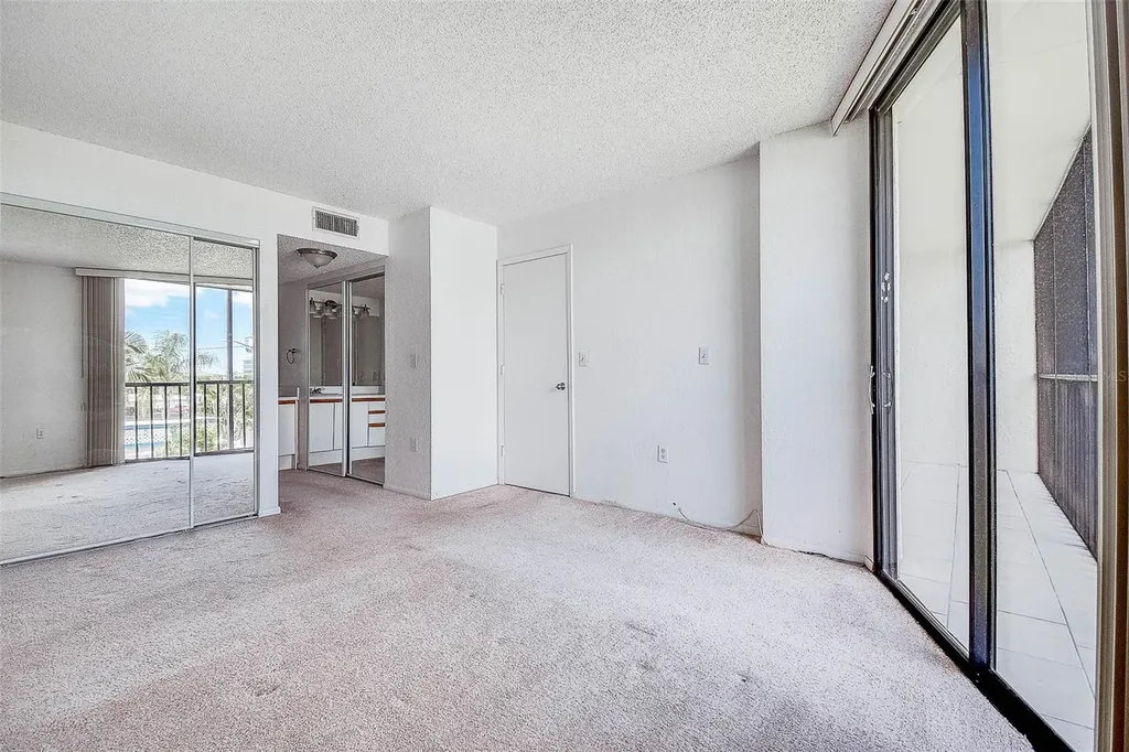 1000 Cove Cay Drive Clearwater FL 33760
