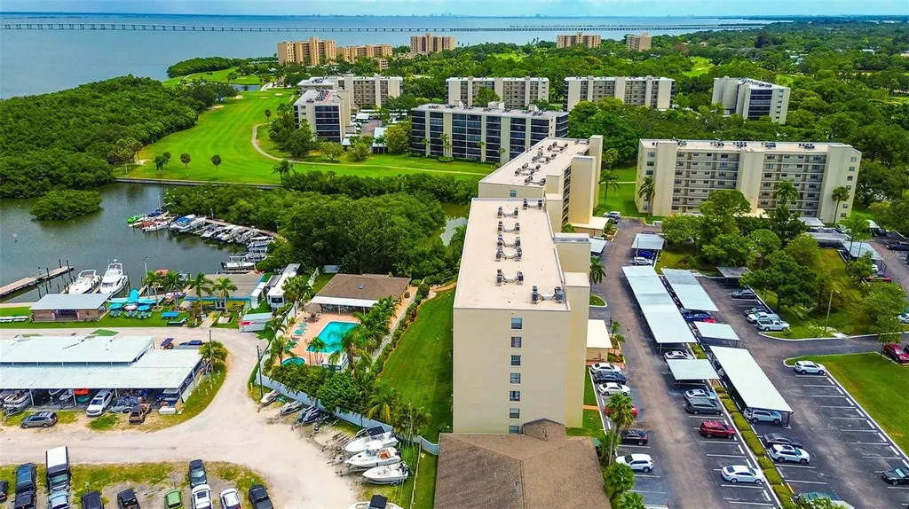1000 Cove Cay Drive Clearwater FL 33760