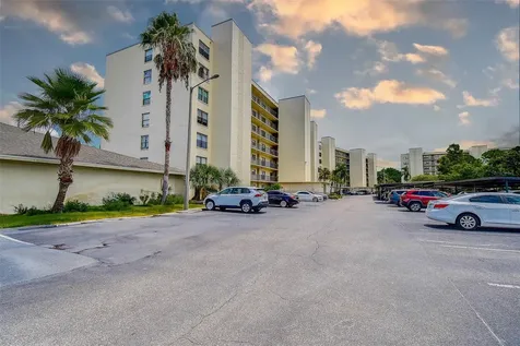 1000 Cove Cay Drive Clearwater FL 33760