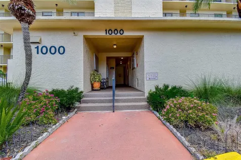 1000 Cove Cay Drive Clearwater FL 33760